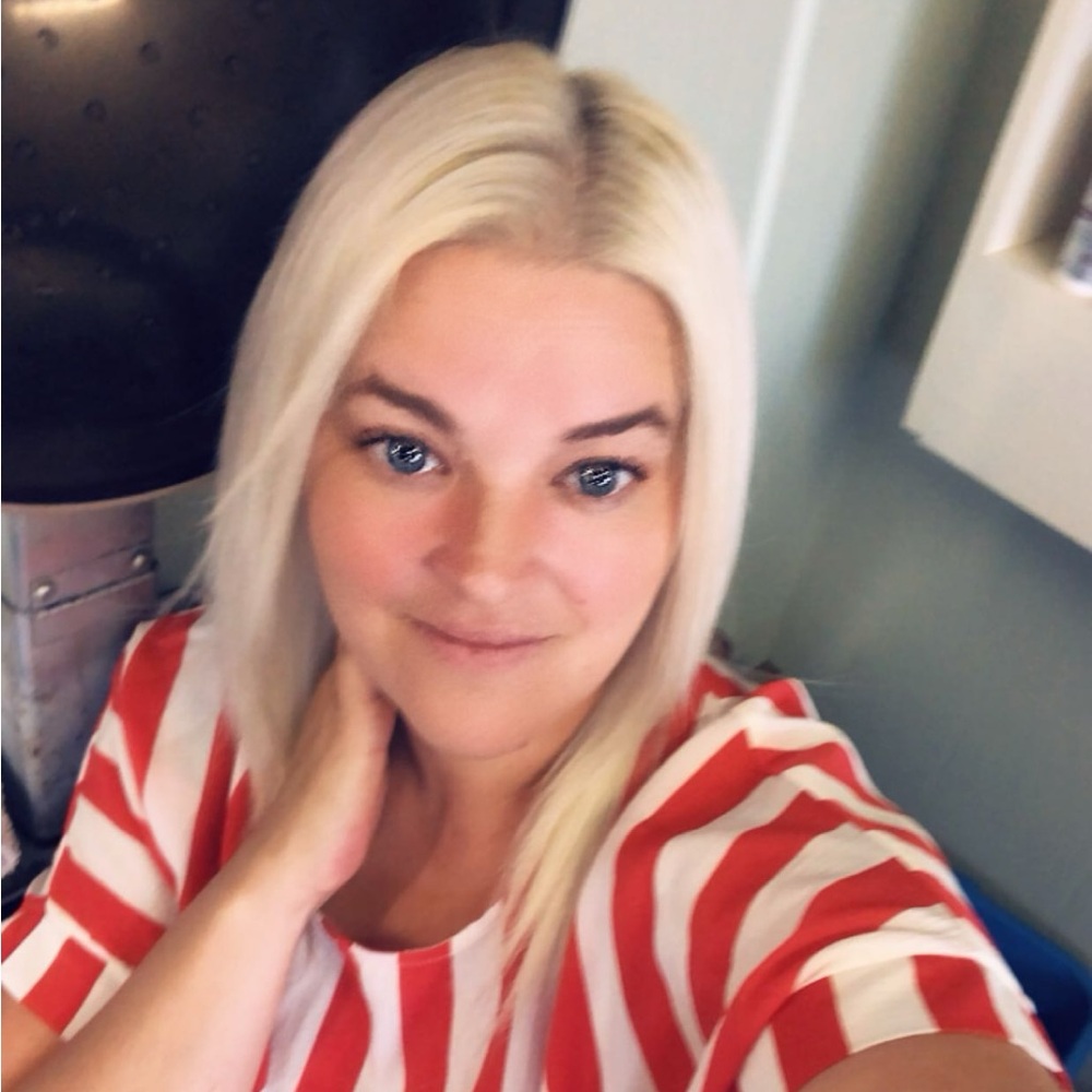 Meet your Posher, Jennifer